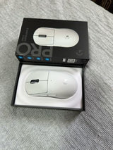 עכבר גיימינג Superlight 2