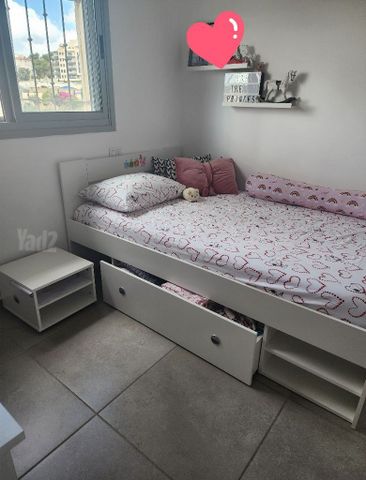 מיטה וחצי