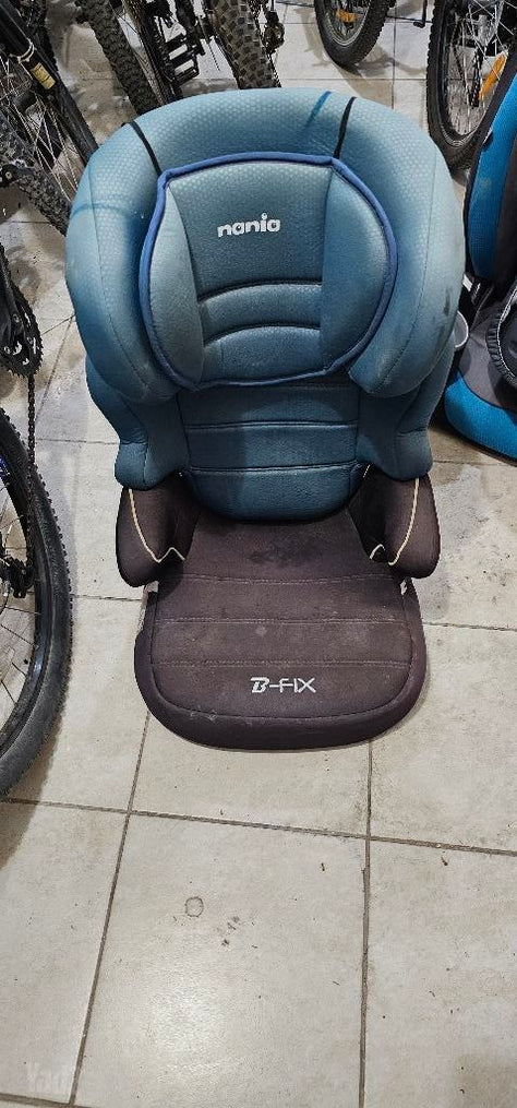 בוסטר