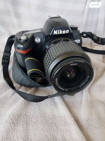 Nikon D70