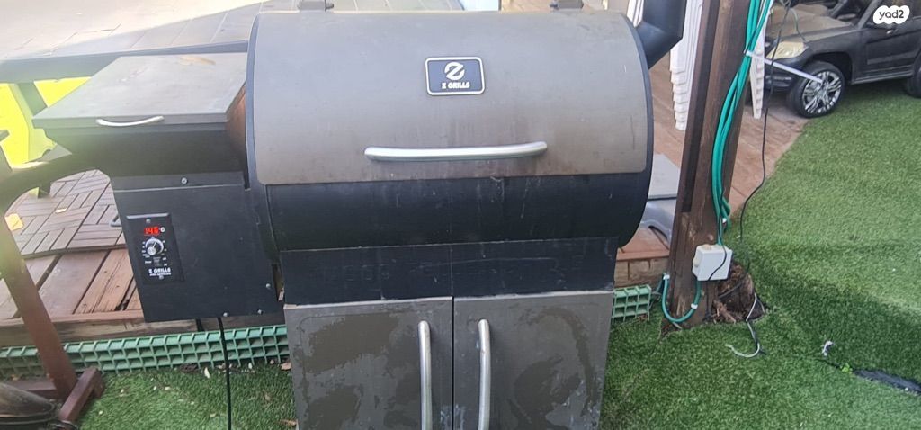 מעשנה דגם zgrill 700 D