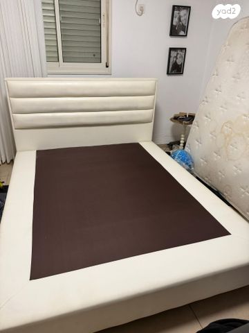 מיטה זוגית