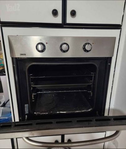 תנור zanussi