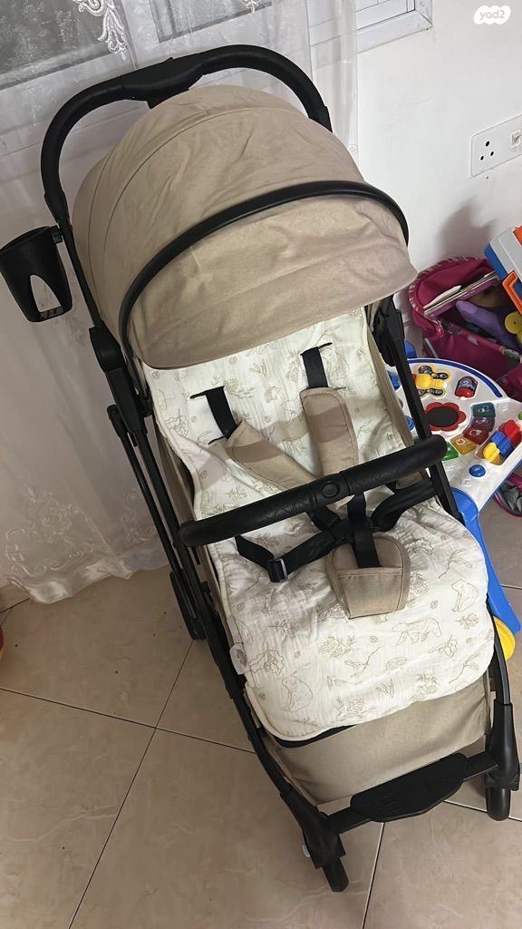 עגלת טיולון