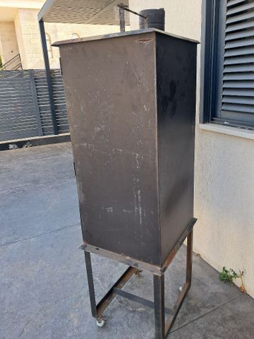 מעשנת בשר