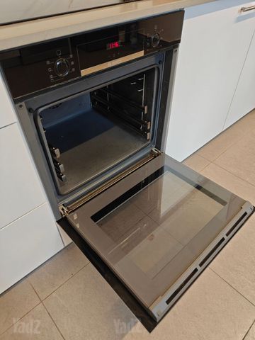 תנור בוש Bosch שחור