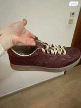 נעלי New Balance