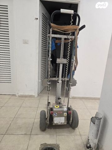 עגלת מדרגות