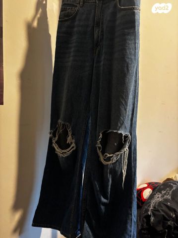 מכנס ג׳ינס עם קרעים מ-H&M
