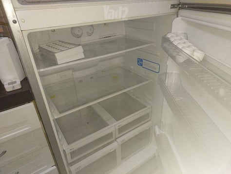 מקרר בקו