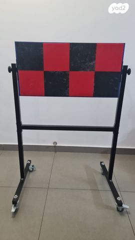 לוח מחזיר למשחק פינג פונג