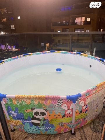 בריכה עגולה