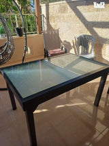 שולחן נפתח
