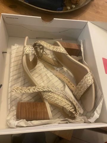 נעלי aldo