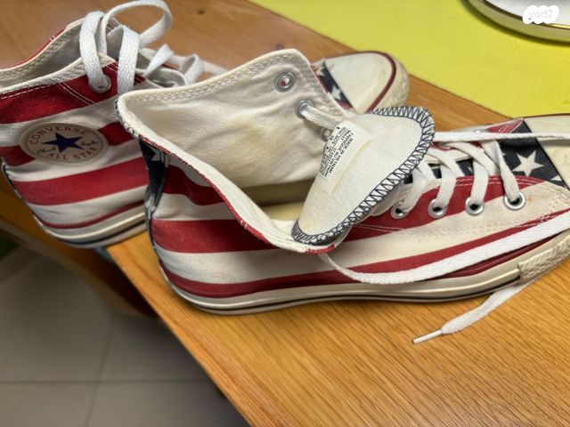 נעליים all star America