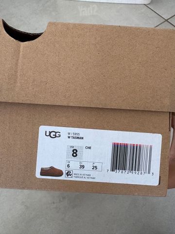 UGG TASMAN 39