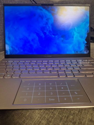 מחשב נייד Asus Zenbook