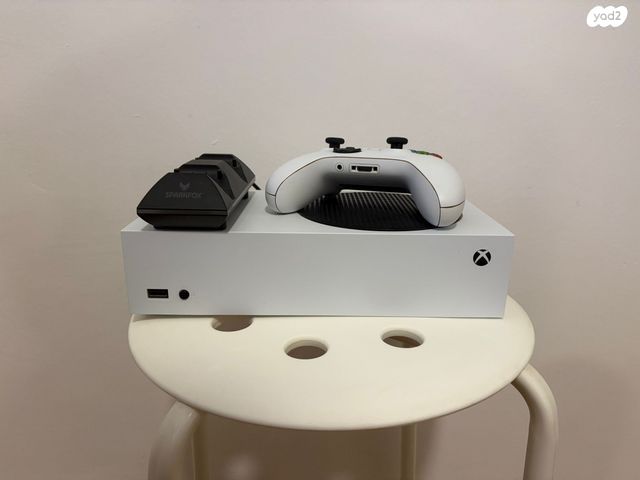 Xbox Series S + שלט