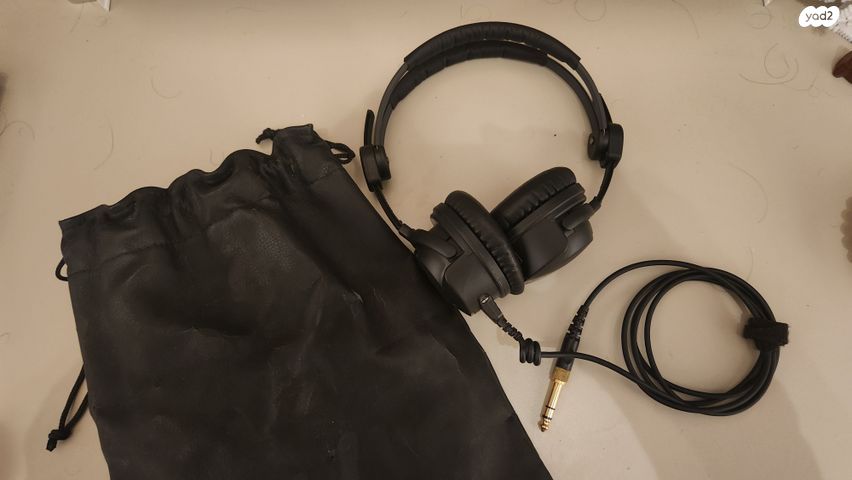 אוזניות Sennheiser HD-26 PRO