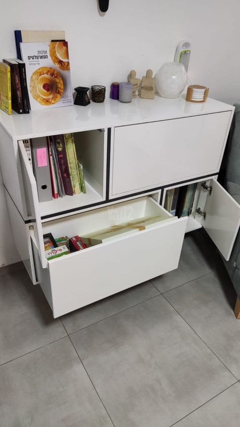 שידה תלויה