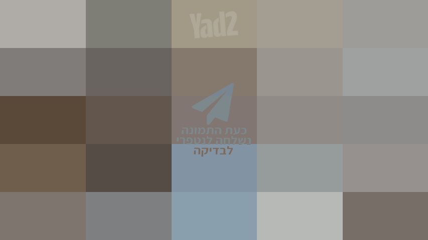 שולחן מרובע