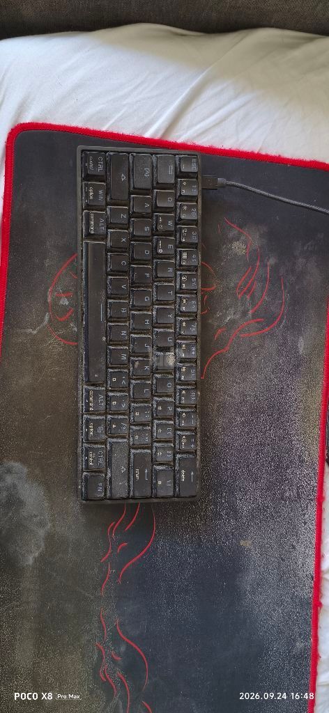 מקלדת gk61