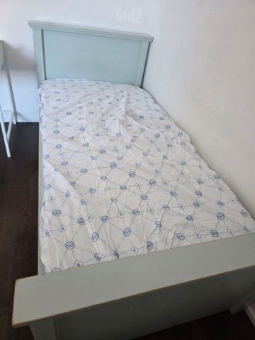 מיטת יחיד