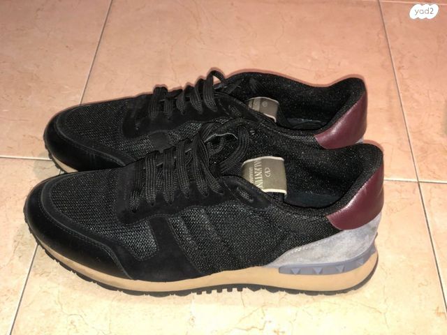 VALENTINO Garavani Sneakers