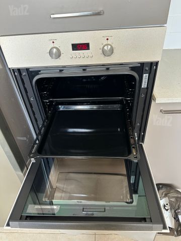 תנור בנוי De’Longhi