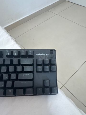 מקלדת Steelseries apex 9 tkl