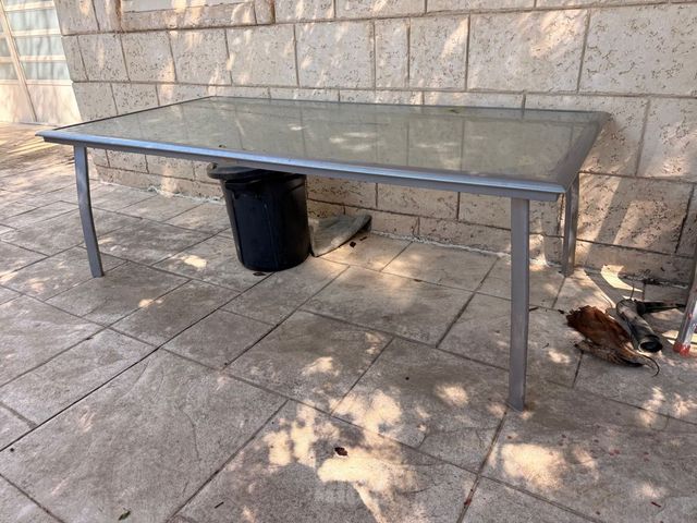 שולחן גינה
