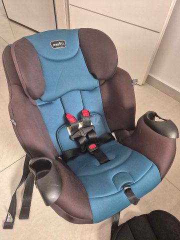 כסא בטיחות evenflo