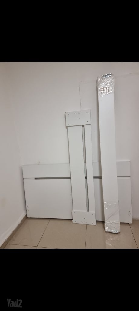 מסגרת מיטה 160/200