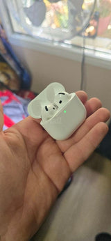 Air pods 4