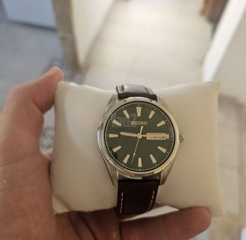 שעון יד חברת SEIKO