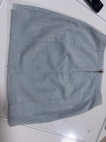 חצאית מ-FOREVER 21