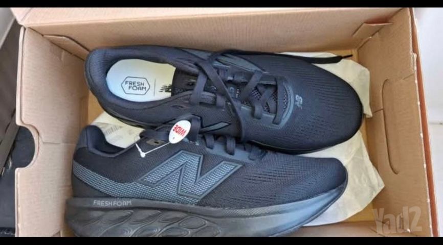 נעלי ריצהNEW BALANCE