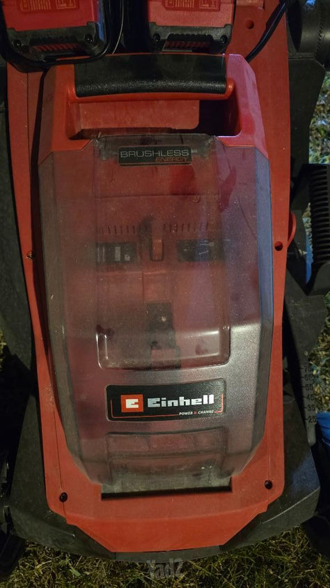 מכסחת דשא נטענת