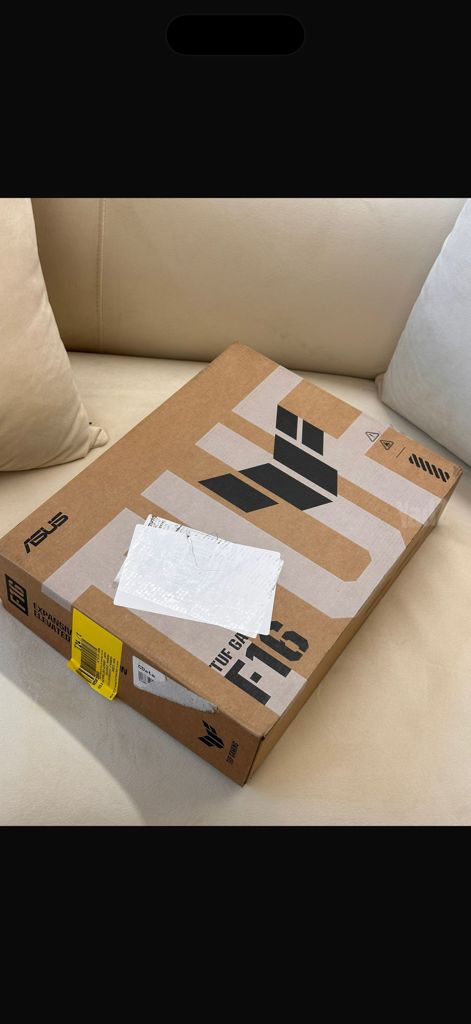 ASUS TUF F16 i7-RTX 5060