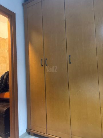 ‏ארון עץ