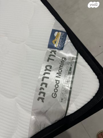 מיטה יחיד עם מזרון וייסקו חדש