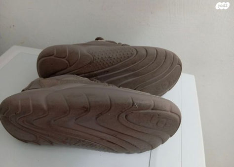 נעלי UGG