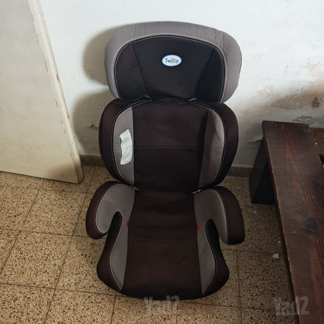 בוסטר