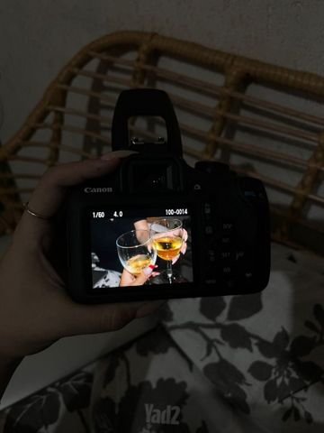 מצלמת קאנון Eos 2000D