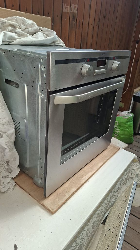 תנור AEG