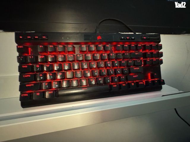 Corsair K70 TKL Champion