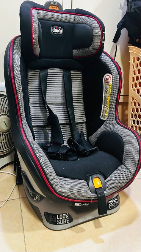 כיסא תינוק מפואר CHICCO