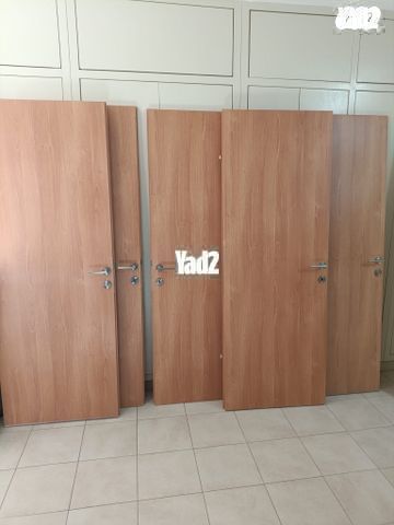5 דלתות פנים