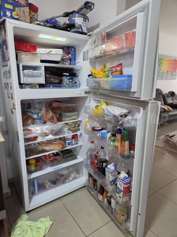 מקרר משפחתי LG