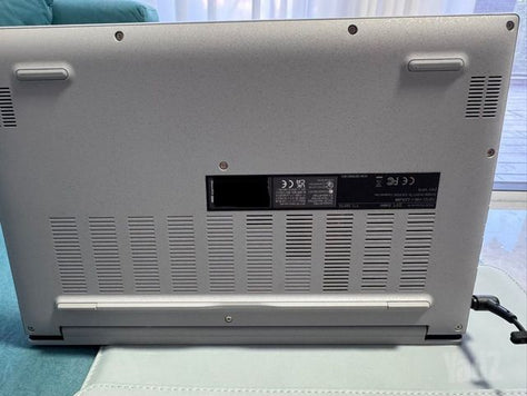 מחשב נייד ASUS Vivobook